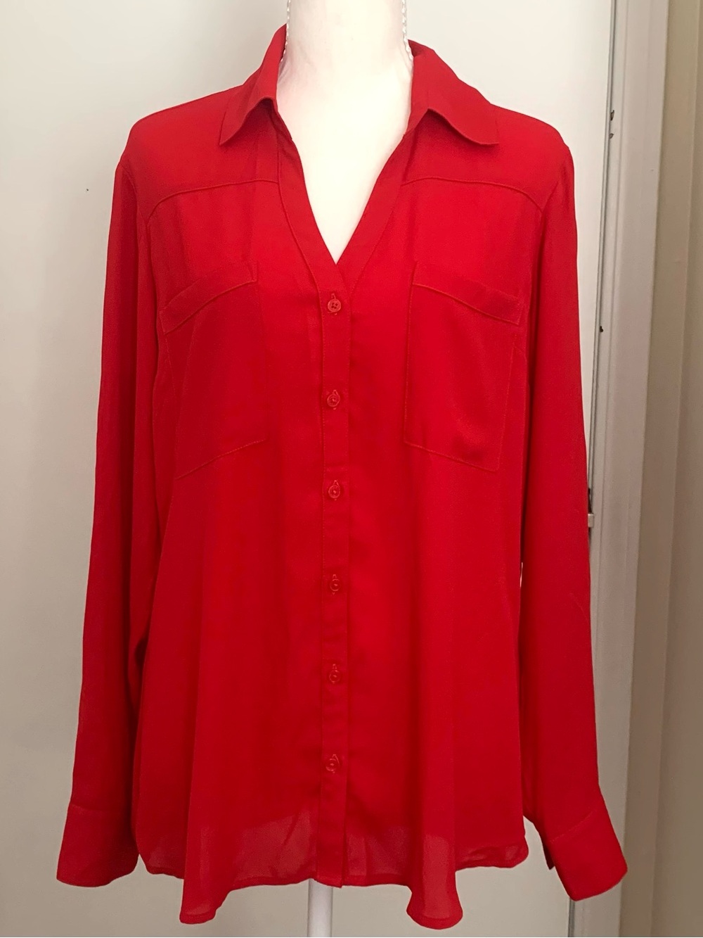 Express The Portofino Shirt Ruby Red V-neck Holiday Blouse Roll Tab Sleeve Sz L